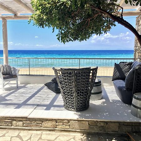 Byblos Mare-The Exclusive Beach Front Villa Skala Sotiros Bagian luar foto